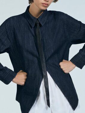 NWT Zara denim shirt BRAND NEW NEVER WORN size XS